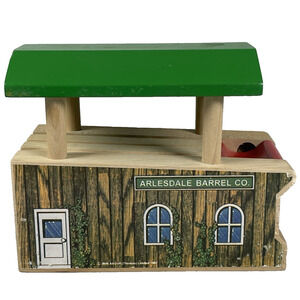 Thomas & Friends Wooden Railway Arlesdale Barrel Co Loader Lever NO BARRELS